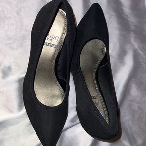 Never used black low heels
